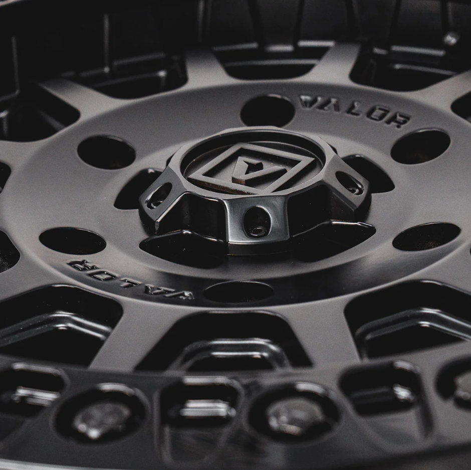 V09 BEADLOCK FLOW FORM 15X10 +00 5X114.3 SATIN BLACK