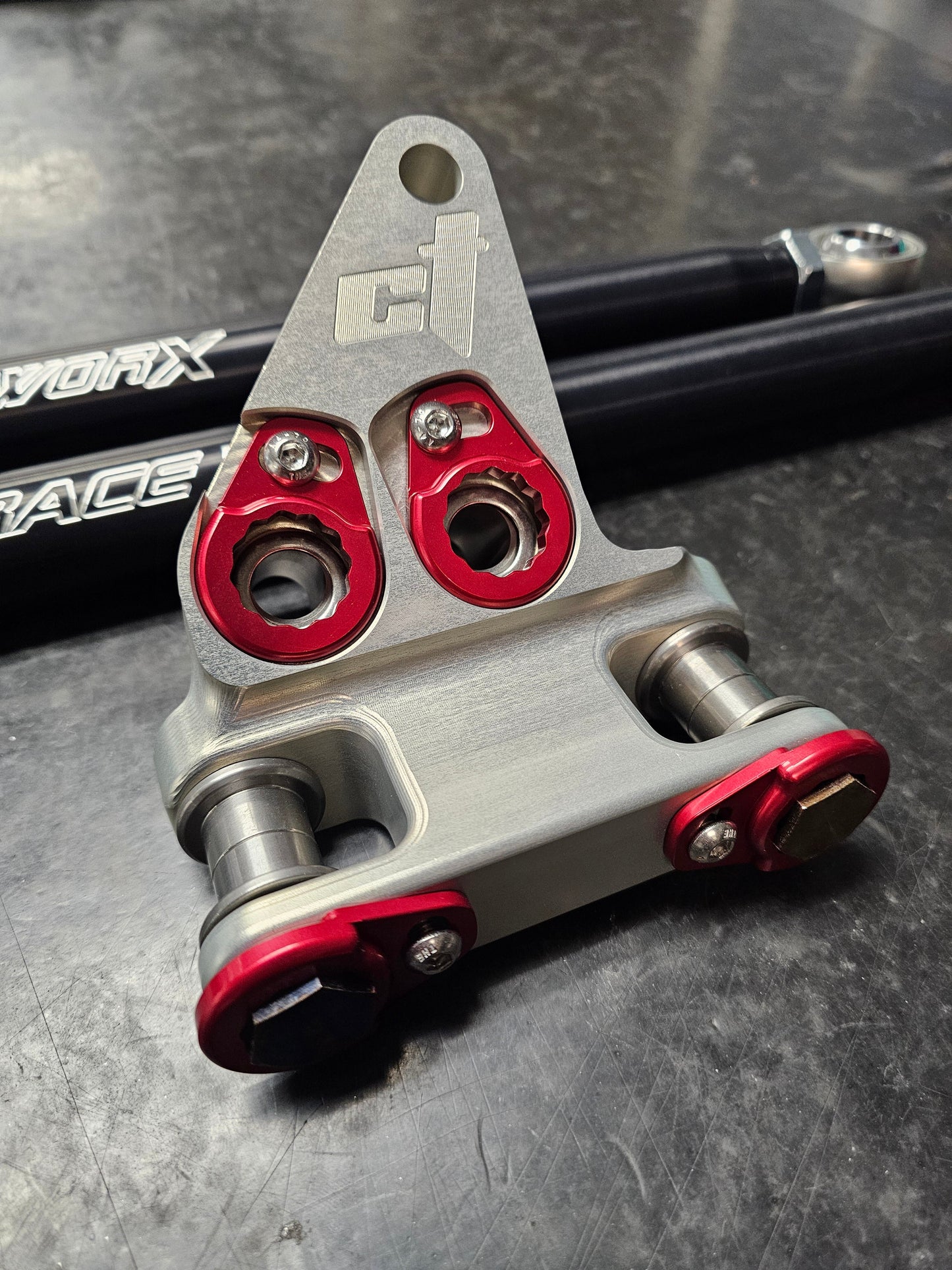 Maverick R Pro Tie Rods with Stabilizer Mount