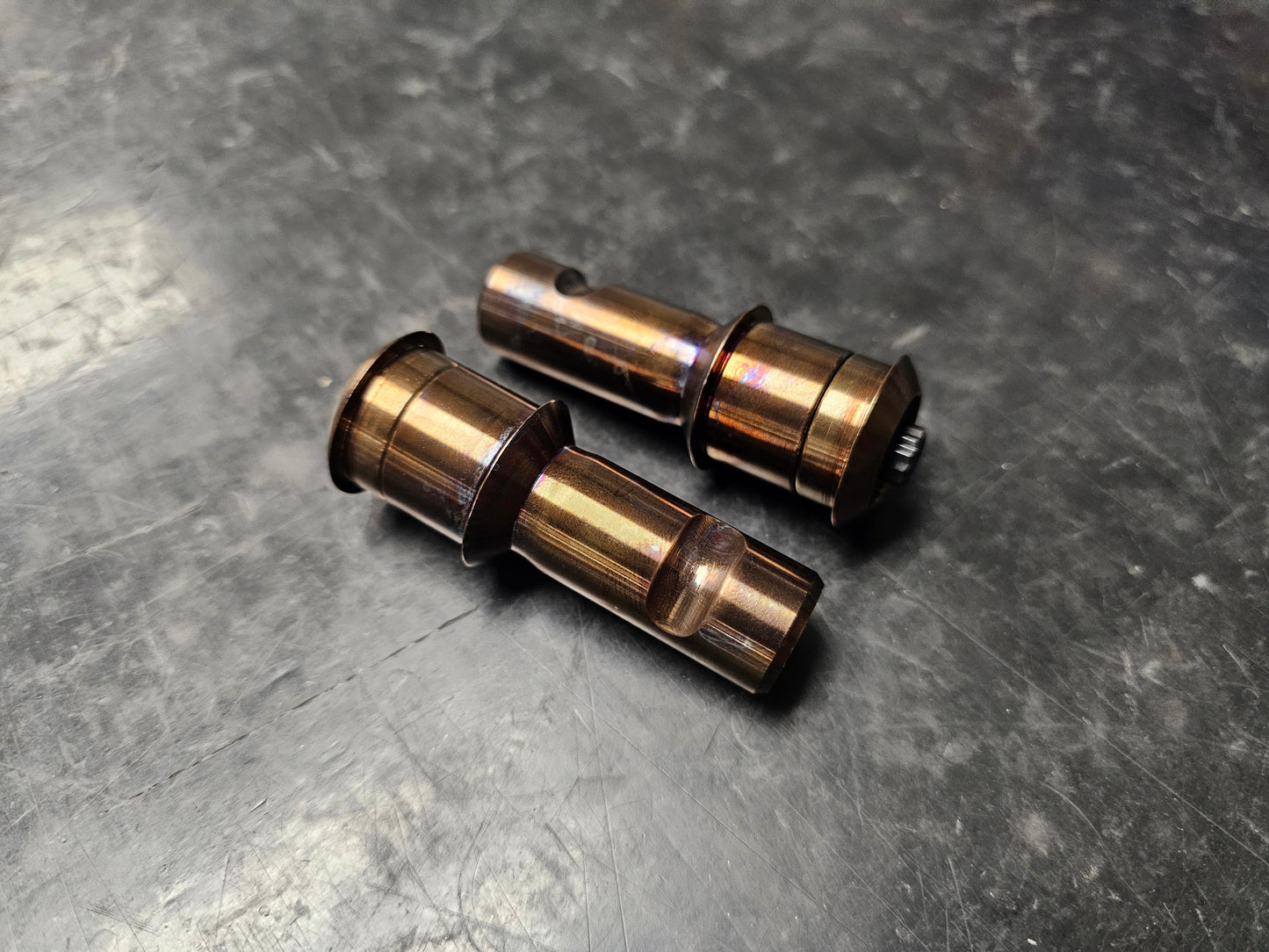 Maverick X3 Lower Spindle Pins