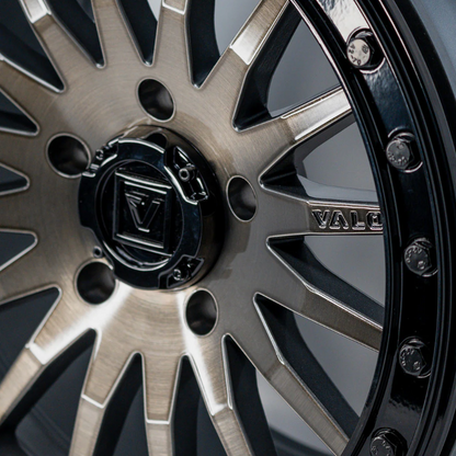 V06 BEADLOCK 15X8 +40 5X114.3 BRUSHED GUNMETAL