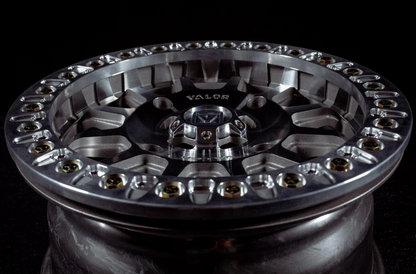 V09 BEADLOCK FLOW FORM 15X7 +40 5X114.3 RAW MACHINED